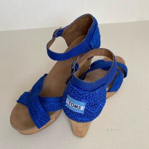 TOMS Crochet, Cork Wedge Sandals Platform Size 9.5 Very Good Condition